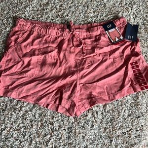 GAP shorts